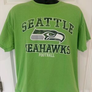 Vintage Seattle Seahawks Green Graphic T-Shirt